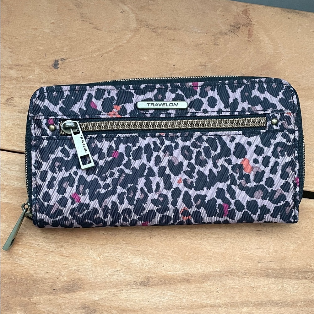 Travelon Zip-around Animal Print Wallet with RFID blocking technology